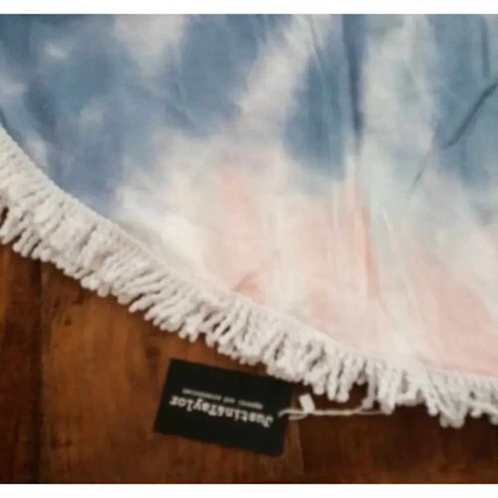 Nwt Justin & Taylor Large Round Tie Dye Fringed Beach Towel